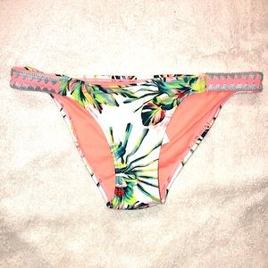 Xhilaration bikini bottom